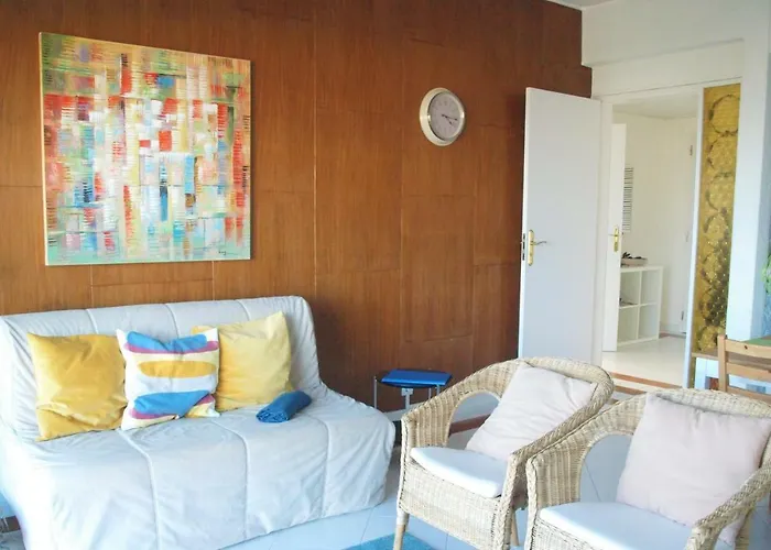 Superb View Over And The Ocean, With Wonderful Balcony Appartement Cascais
