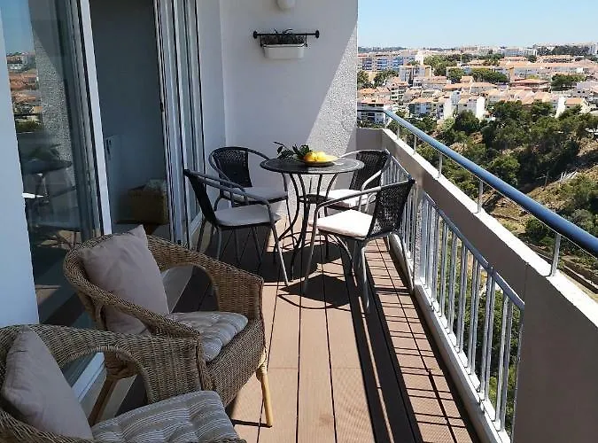 Superb View Over And The Ocean, With Wonderful Balcony Appartement